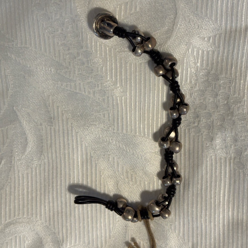 UNO de 50 Black and Silver Bracelet